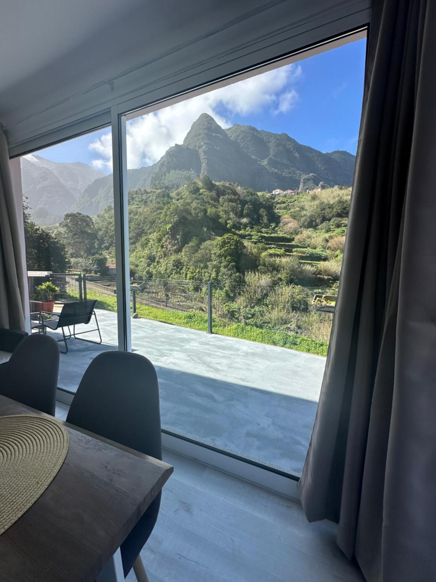 The Green Valley House São Vicente Exterior photo