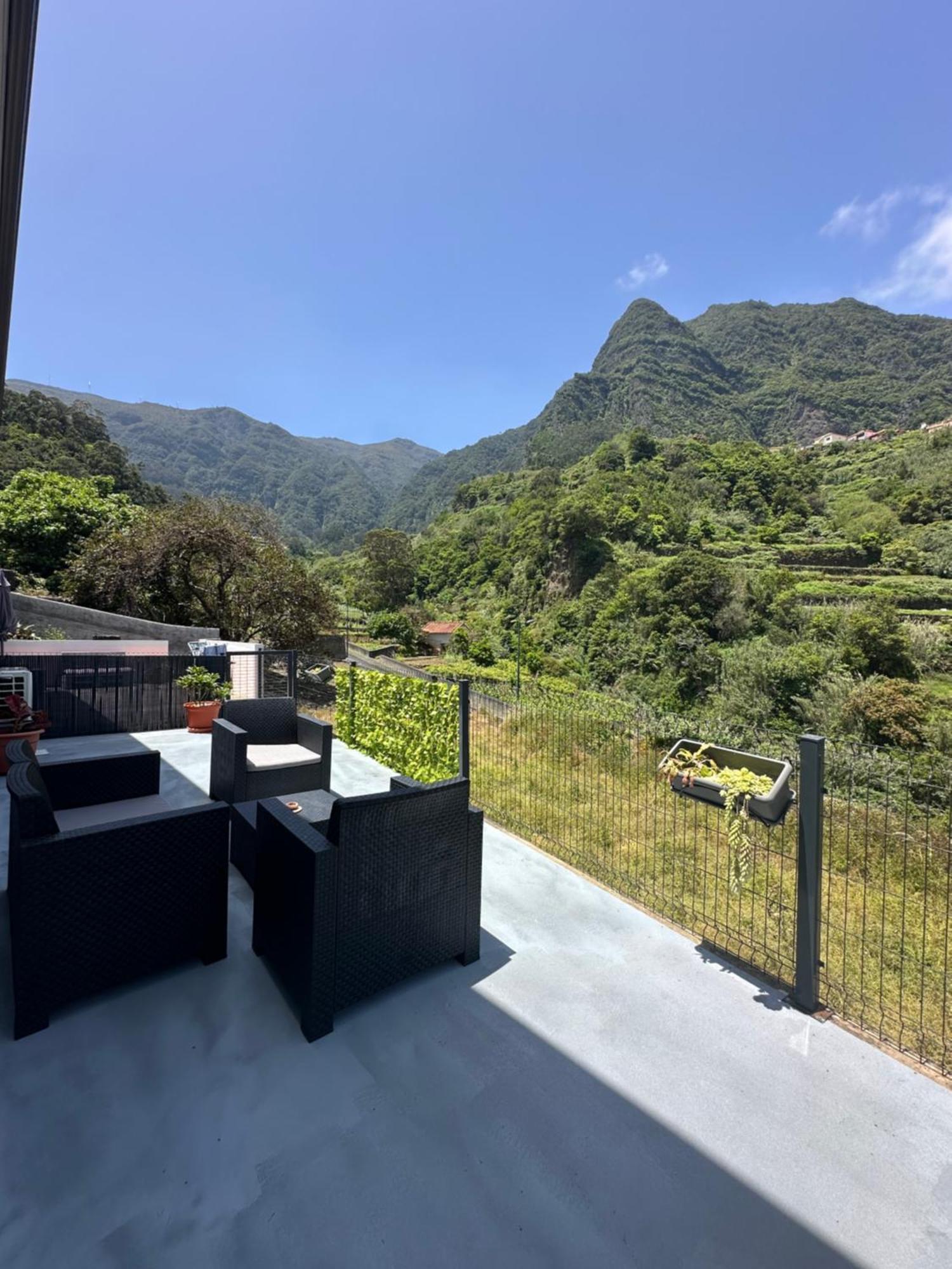 The Green Valley House São Vicente Exterior photo